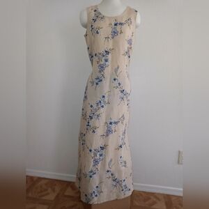 Sleeveless Beige Maxi Dress with Blue Floral Print
